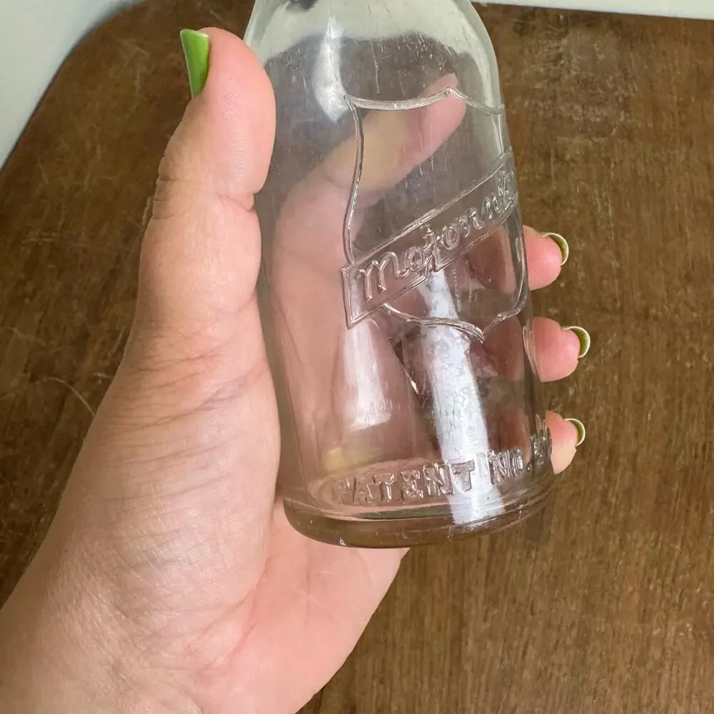Mojonnier Dairy Owens Illinois 1 pt one pint milk bottle & rubber stopper‎